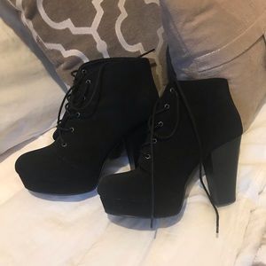SODA- Black Lace Up chunky Heel Ankle Booties